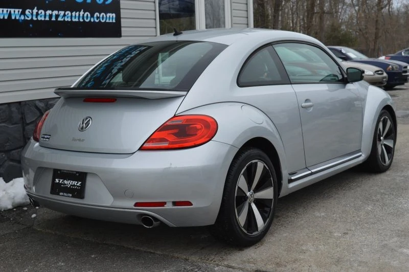 2012 Volkswagen A5 Beetle - Image 5 of 12