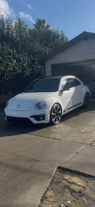 2012 Volkswagen A5 Beetle - Image 16 of 19