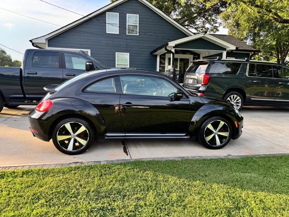 2012 Volkswagen A5 Beetle - Image 12 of 12