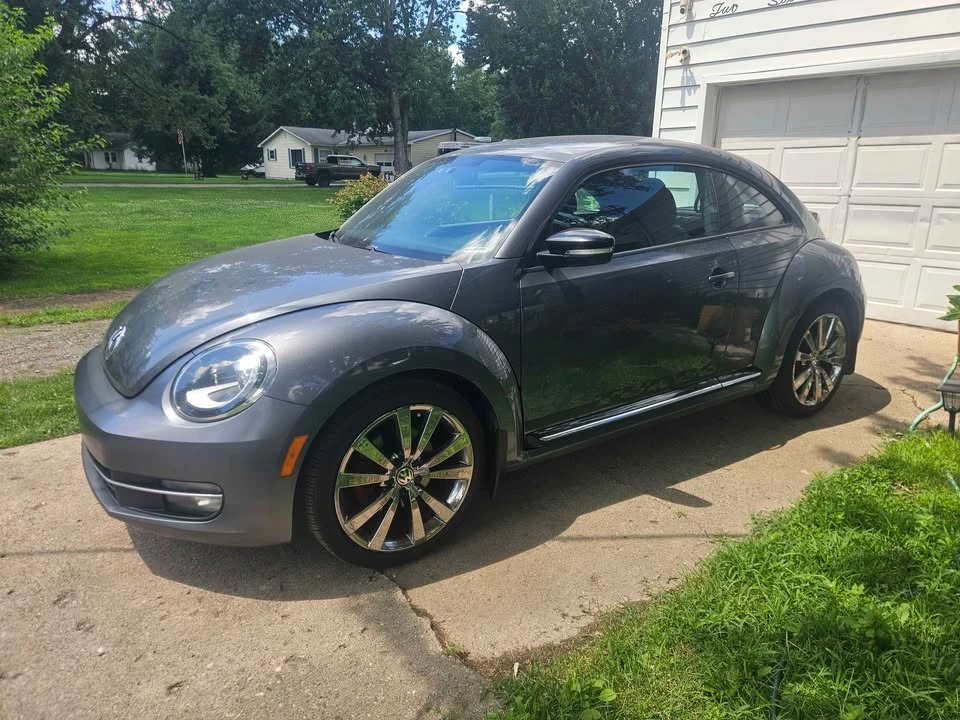 2012 Volkswagen A5 Beetle - Image 7 of 11