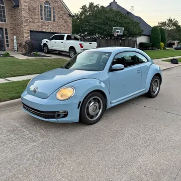 2012 Volkswagen Beetle 2.0T S