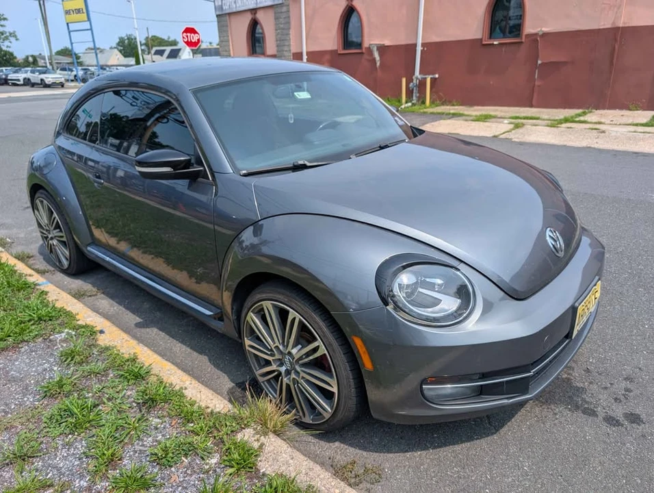 2012 Volkswagen A5 Beetle - Image 4 of 16