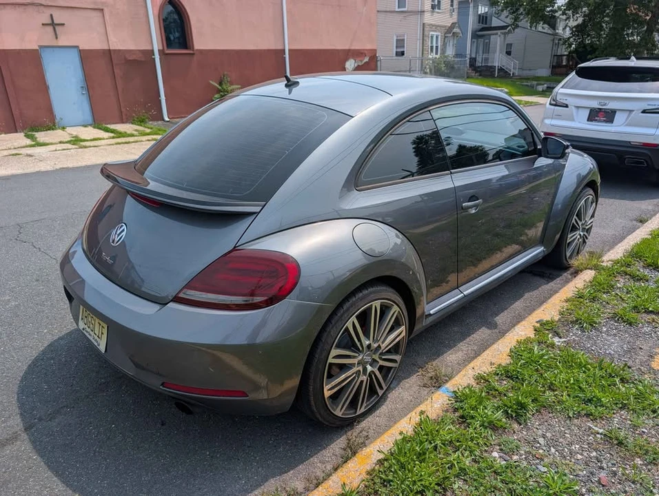 2012 Volkswagen A5 Beetle - Image 3 of 16