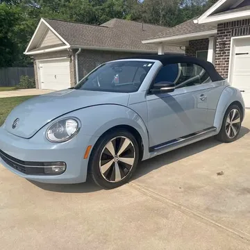 2012 Volkswagen Beetle 2.0T Turbo Convertible