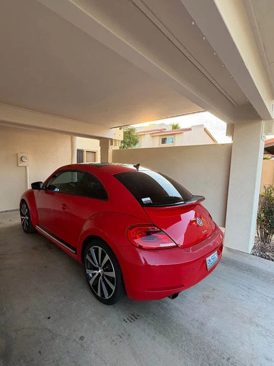 2012 Volkswagen A5 Beetle - Image 2 of 11