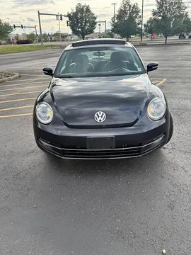 2012 Volkswagen Beetle 2.0T Turbo Hatchback 2D