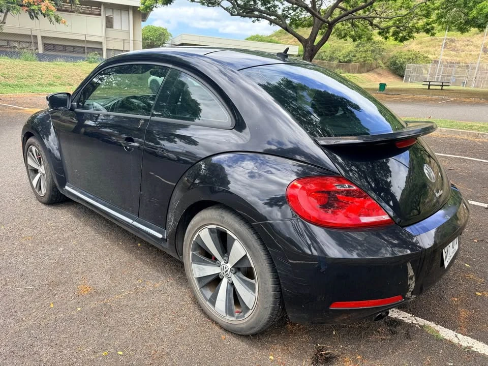 2012 Volkswagen A5 Beetle - Image 4 of 10