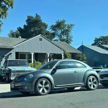 2012 Volkswagen Beetle 2.0T Turbo Hatchback 2D
