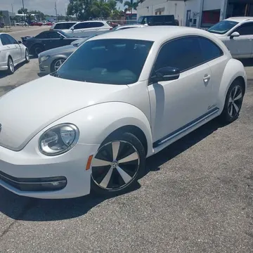2012 Volkswagen Beetle 2.0T Turbo