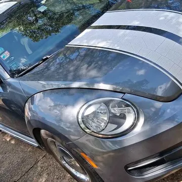 2012 Volkswagen Beetle 2.0T Turbo Hatchback 2D