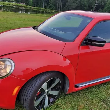 2012 Volkswagen Beetle 2.0T Turbo