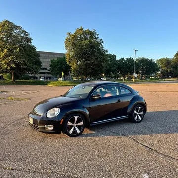 2012 Volkswagen Beetle 2.0T Turbo Hatchback 2D