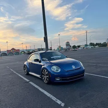 2012 Volkswagen Beetle 2.0T Turbo Hatchback 2D