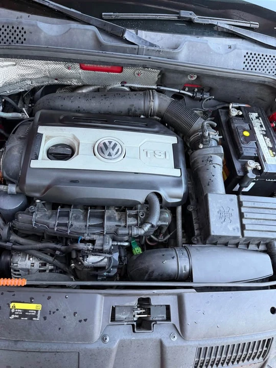 2012 Volkswagen A5 Beetle - Image 2 of 11