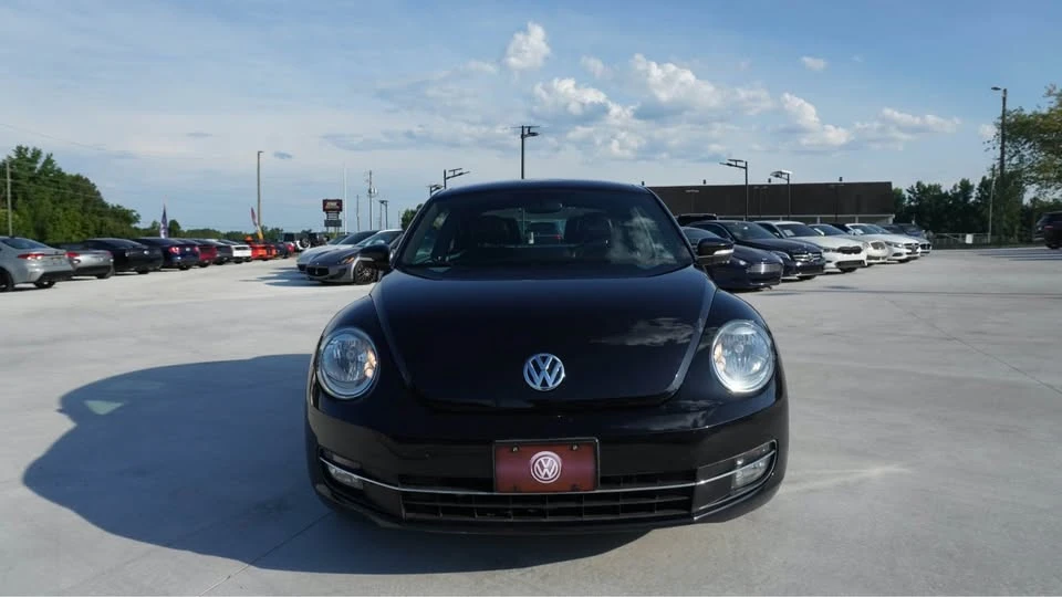 2012 Volkswagen A5 Beetle - Image 2 of 19