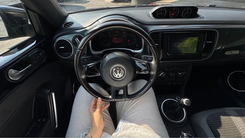 2012 Volkswagen A5 Beetle - Image 17 of 20