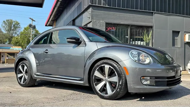 2012 Volkswagen Beetle 2.0T Turbo Hatchback 2D