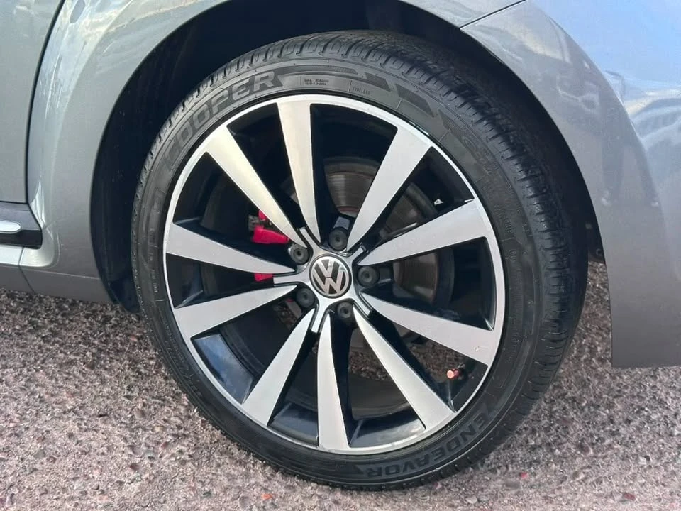 2012 Volkswagen A5 Beetle - Image 11 of 14