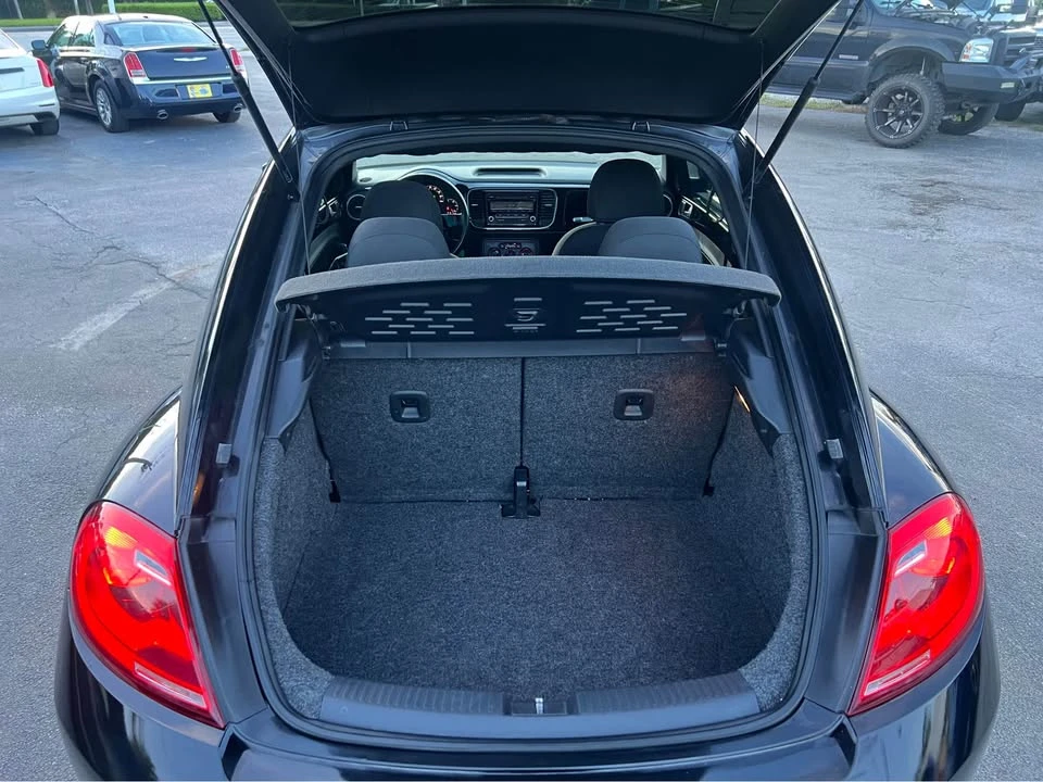 2012 Volkswagen A5 Beetle - Image 19 of 20