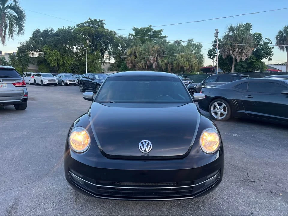 2012 Volkswagen A5 Beetle - Image 9 of 20