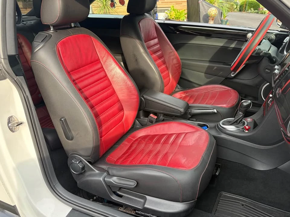 2012 Volkswagen A5 Beetle - Image 5 of 15