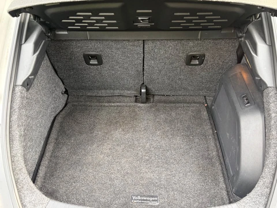2012 Volkswagen A5 Beetle - Image 11 of 15