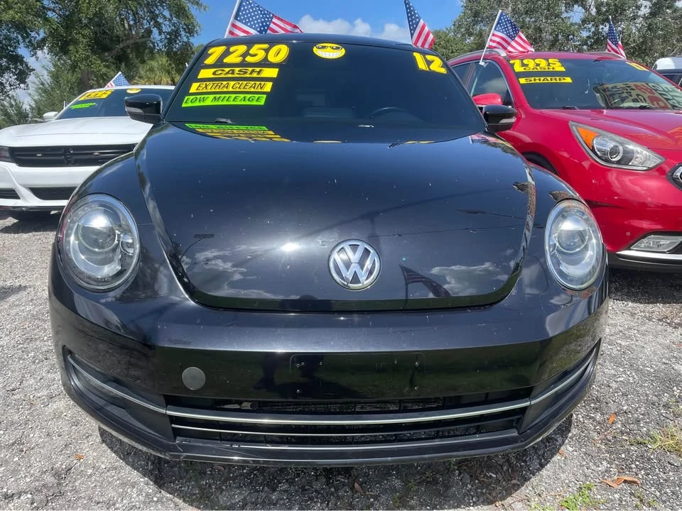 2012 Volkswagen A5 Beetle - Image 3 of 10