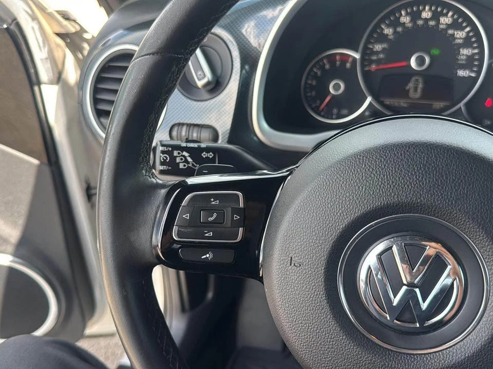 2012 Volkswagen A5 Beetle - Image 10 of 18