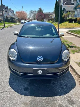 2012 Volkswagen Beetle 2.0T Turbo Hatchback 2D