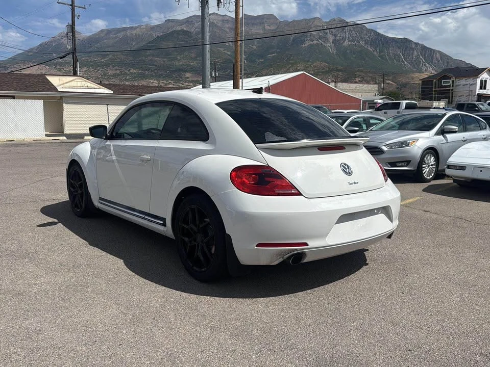 2012 Volkswagen A5 Beetle - Image 4 of 18
