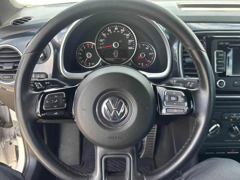 2012 Volkswagen A5 Beetle - Image 9 of 18