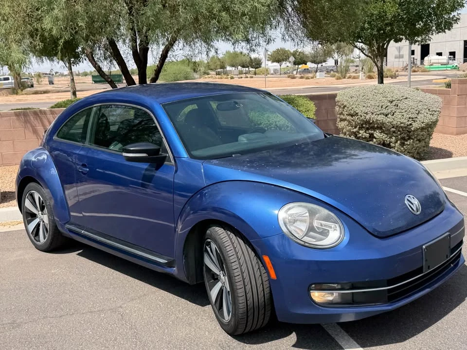 2012 Volkswagen A5 Beetle - Image 4 of 16