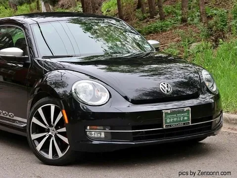 2012 Volkswagen Beetle 2.0T Turbo Hatchback 2D