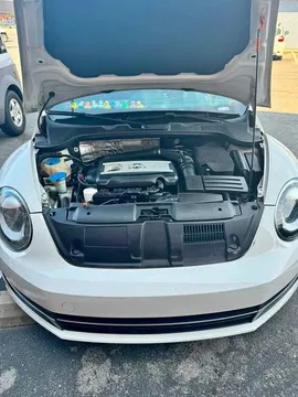 2012 Volkswagen Beetle 2.0T Turbo Hatchback 2D