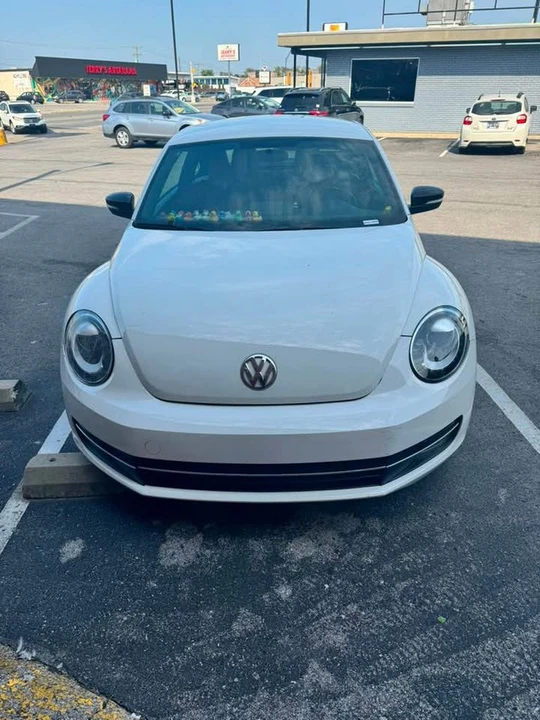 2012 Volkswagen A5 Beetle - Image 5 of 9