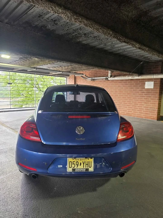 2012 Volkswagen A5 Beetle - Image 3 of 12