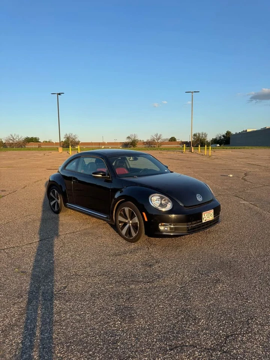 2012 Volkswagen A5 Beetle - Image 6 of 15