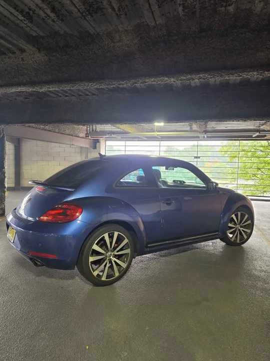 2012 Volkswagen A5 Beetle - Image 4 of 12