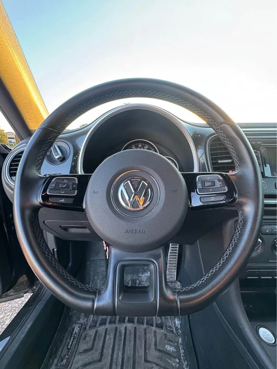 2012 Volkswagen A5 Beetle - Image 13 of 15