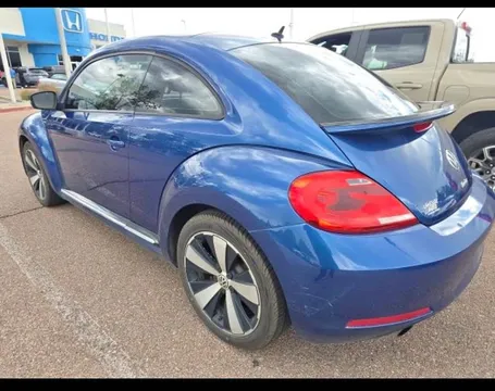 2012 Volkswagen Beetle 2.0T Turbo Hatchback 2D