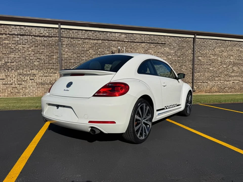 2012 Volkswagen A5 Beetle - Image 7 of 20