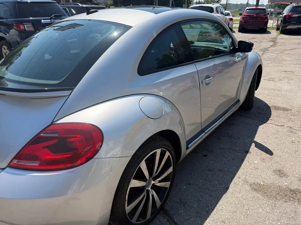 2012 Volkswagen A5 Beetle - Image 6 of 14