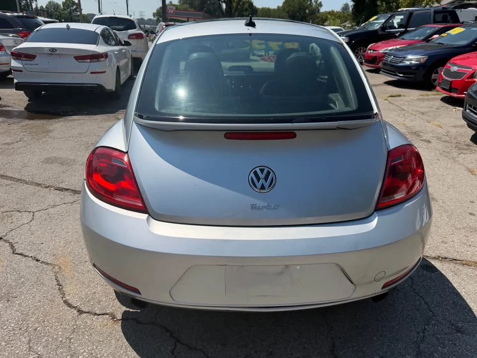 2012 Volkswagen A5 Beetle - Image 5 of 14