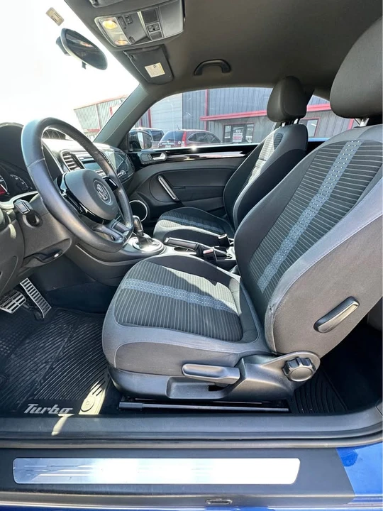 2012 Volkswagen A5 Beetle - Image 11 of 20