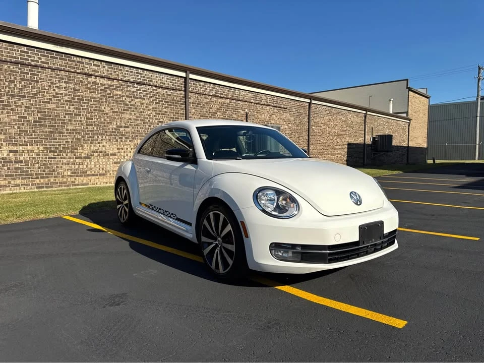 2012 Volkswagen A5 Beetle - Image 2 of 20