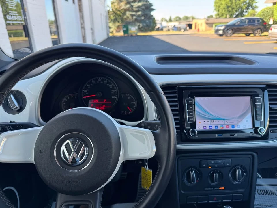 2012 Volkswagen A5 Beetle - Image 11 of 20