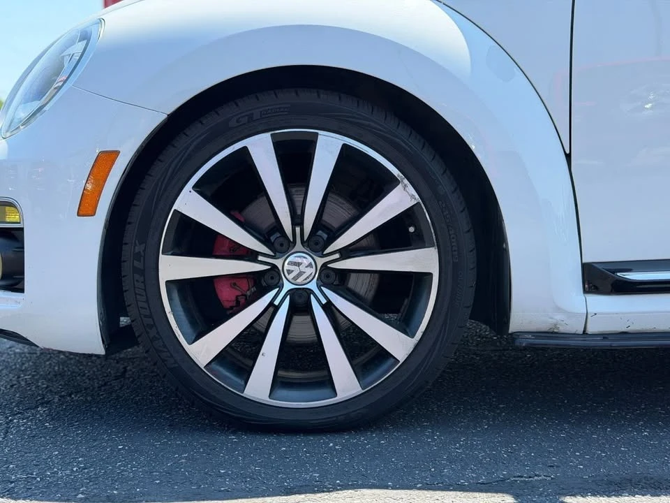 2012 Volkswagen A5 Beetle - Image 9 of 19