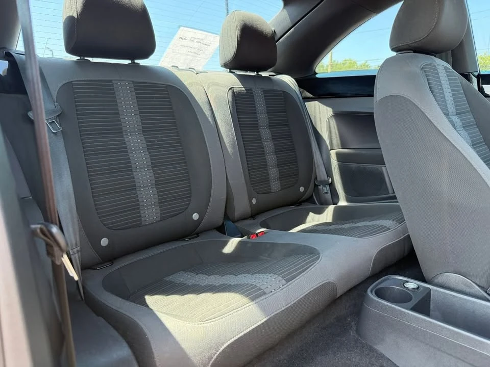2012 Volkswagen A5 Beetle - Image 18 of 19