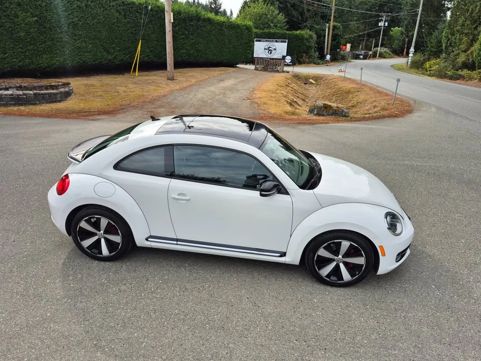 2012 Volkswagen A5 Beetle - Image 8 of 20
