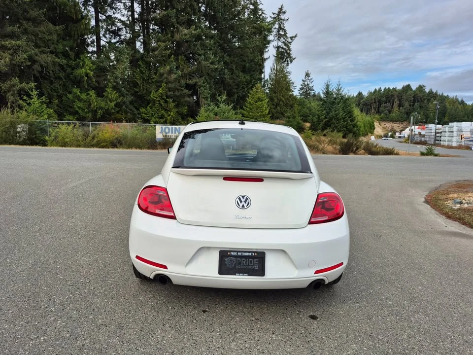 2012 Volkswagen A5 Beetle - Image 4 of 20